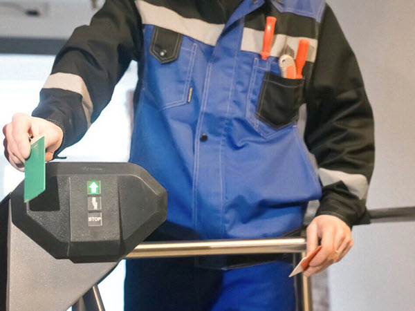 Монтаж систем охорони периметру та СКУД